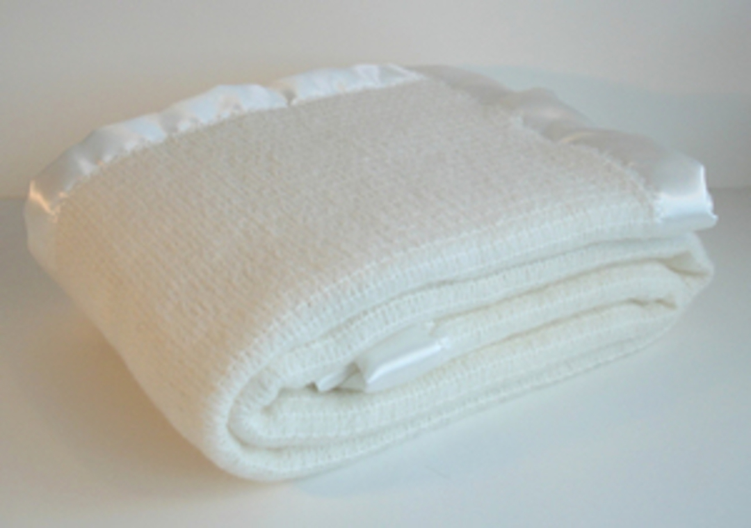 Thermacell Wool Blanket for a Cot image 3